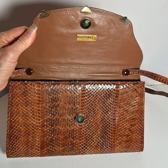 SNAKE SKIN PELLETTERIE ITALY C3 very rare real leather Crossbody clutch Vintage